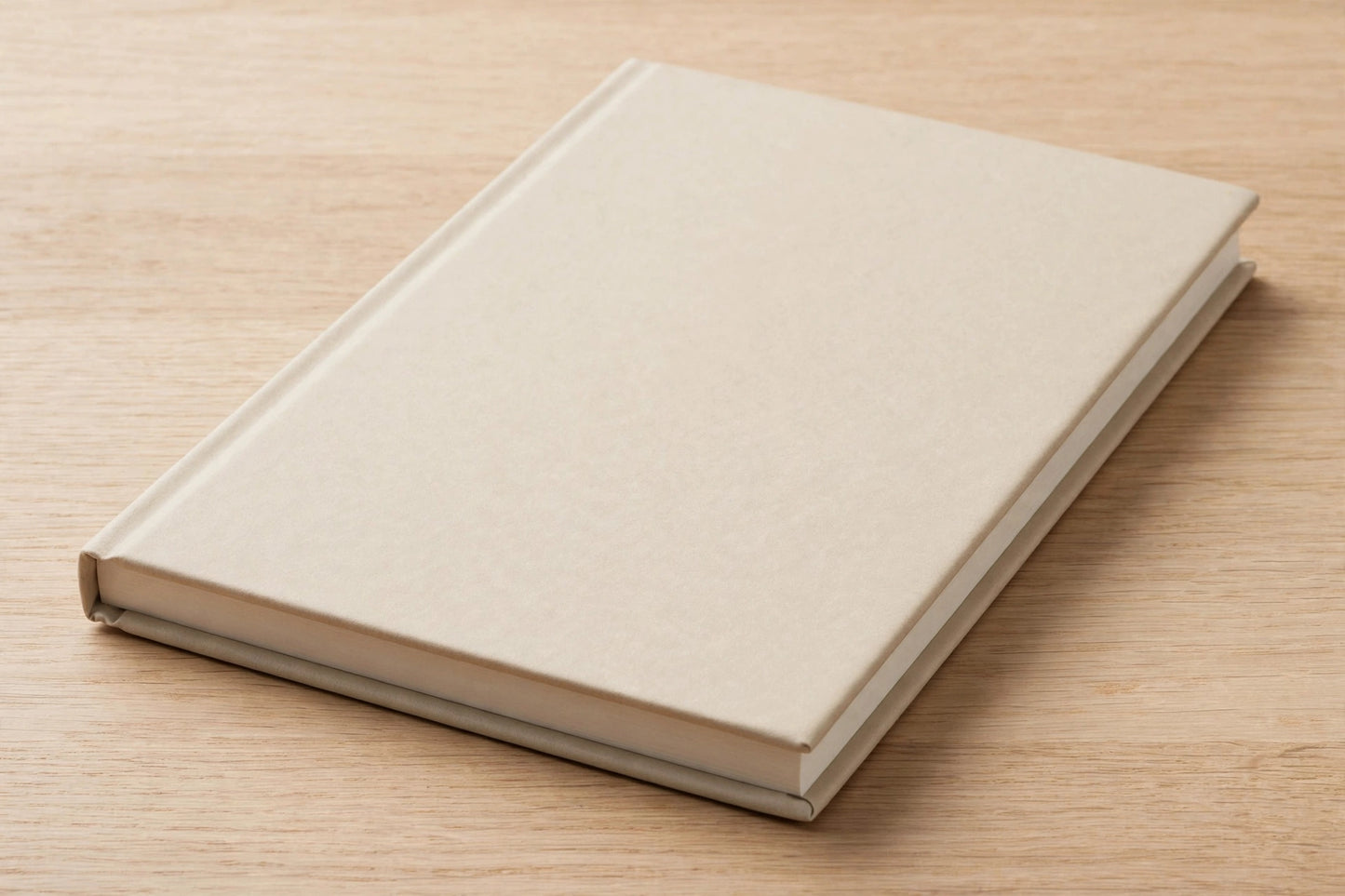 Carte cu Coperta Cartonata (Hardcover) - Editie Premium